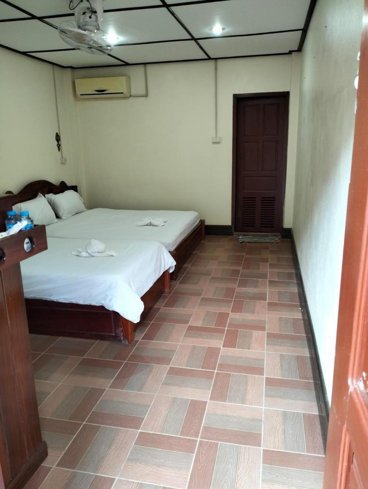 Bungalows Le Jardin Vangvieng Vang Vieng Esterno foto