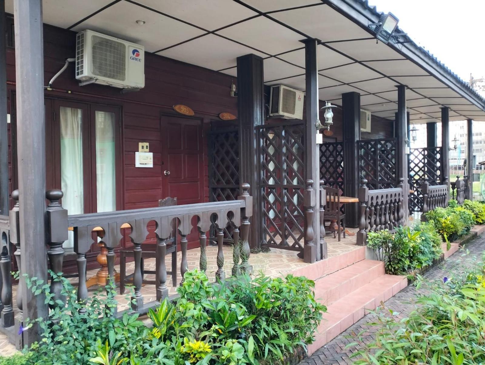 Bungalows Le Jardin Vangvieng Vang Vieng Esterno foto